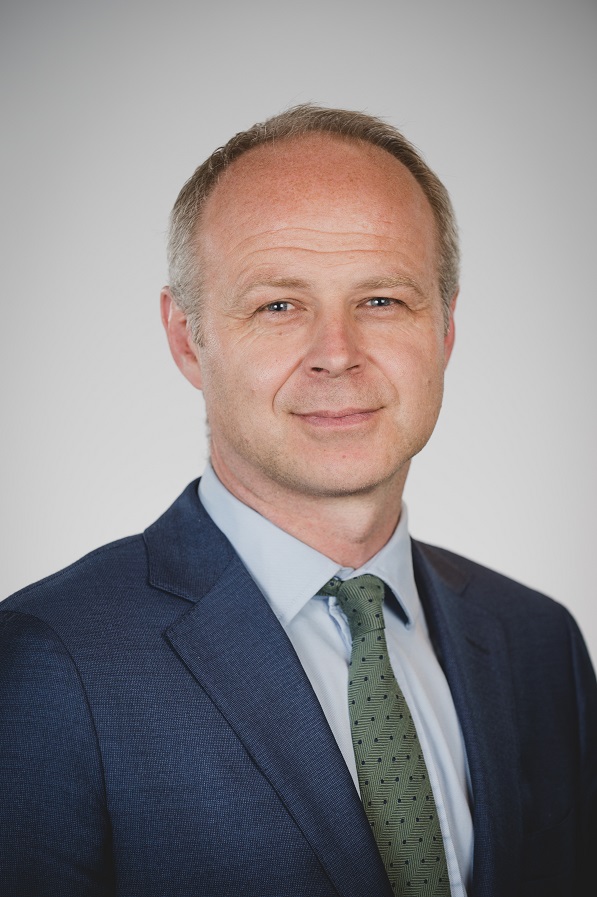 Jon Crossfield, co-head of UK and head of strategic partnerships at Savills Investment Management