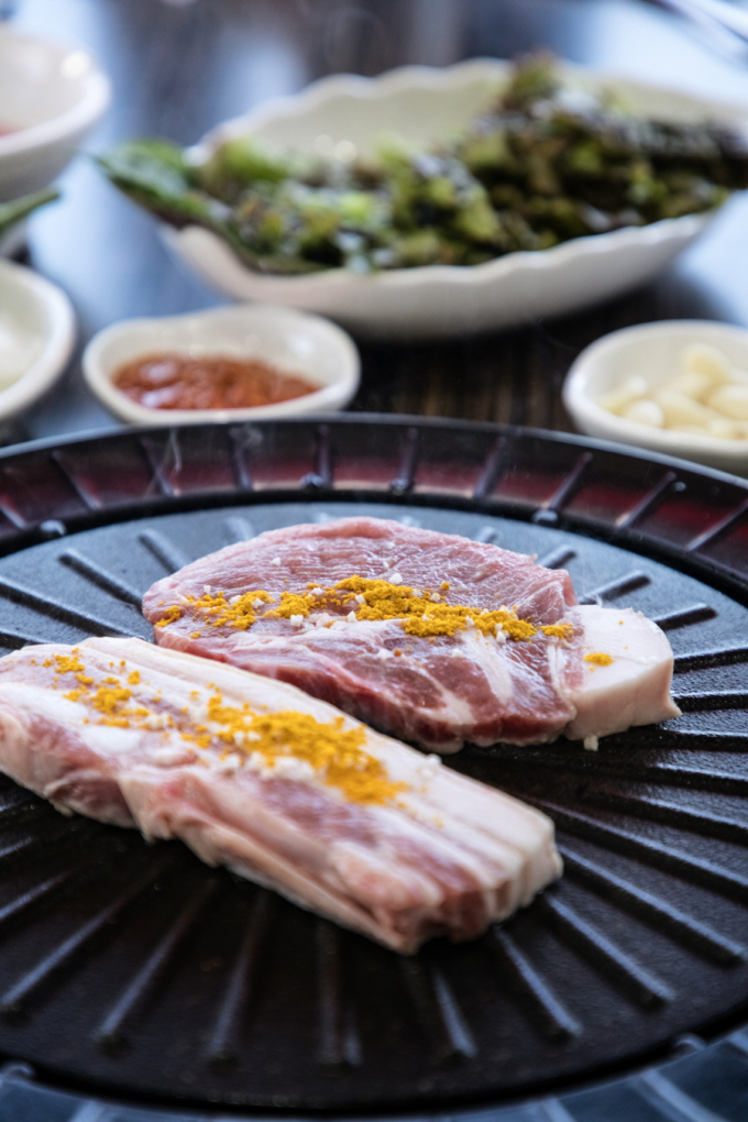 Grilled black pork, a Gimcheon delicacy