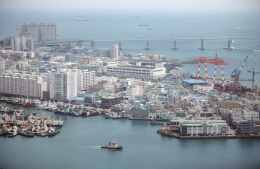 Busan, where the city and nature meet 