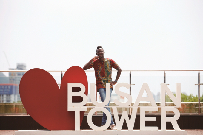  Busan Tower: a great place to see nature and urban life intertwined