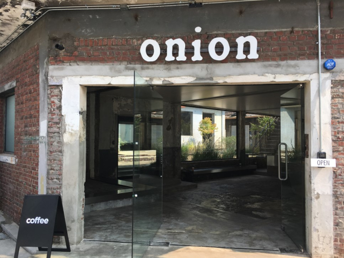 Onion　in　Seongsu