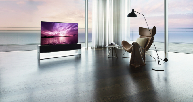 LG　Electronics　releases　the　world's　first　roll-up　TV　in　the　Korean　market　Oct.　20