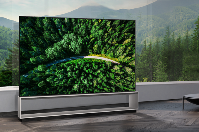 LG　Display's　88-inch　OLED　8K　TV　(Courtesy　of　LG　Display)