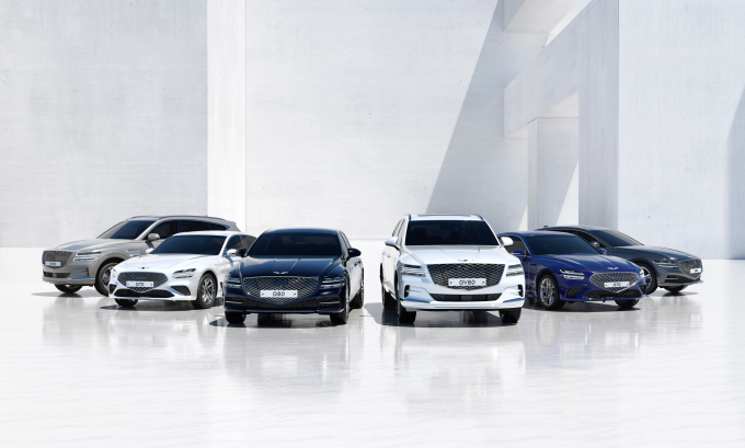 Genesis lineup: SUV GV80, luxury sedans G70, G80