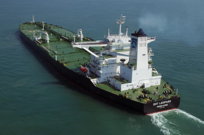 Hyundai　Heavy,　Samsung　Heavy　pull　in　over　/>　trn　in　VLCC　orders