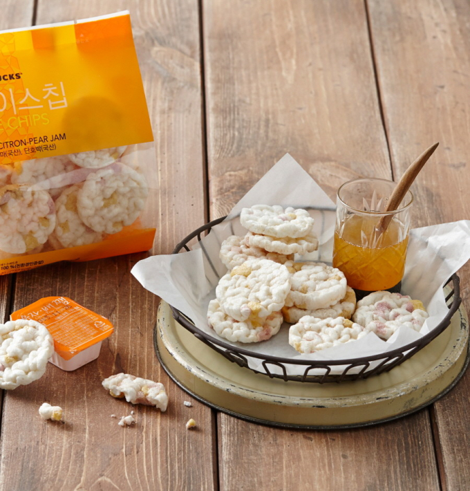 Starbucks' popular rice chips are made from rice cultivated using coffee compost
