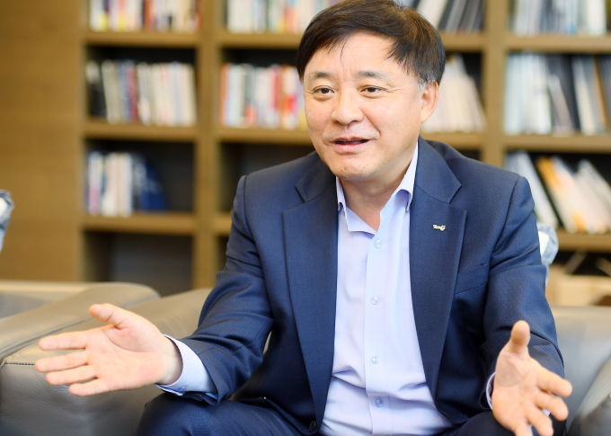 Korean Teachers' Credit Union CIO Kim Ho Hyun during an October interview with KED