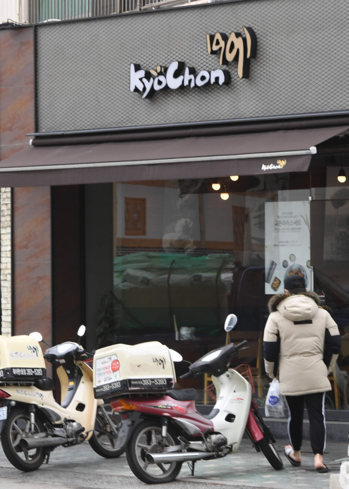 Korea’s　fried　chicken　brands　fly　high　on　food　delivery　boom