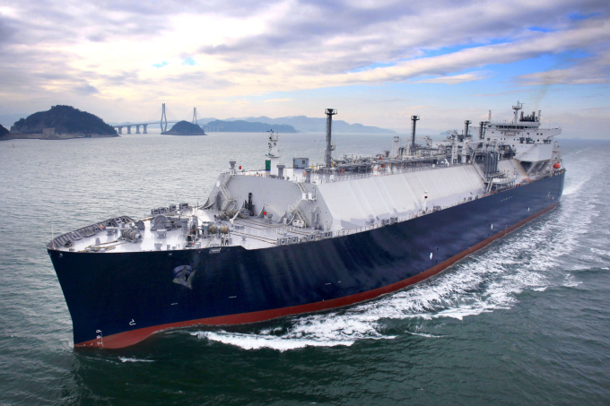 An　LNG　carrier　built　by　Samsung　Heavy　Industries