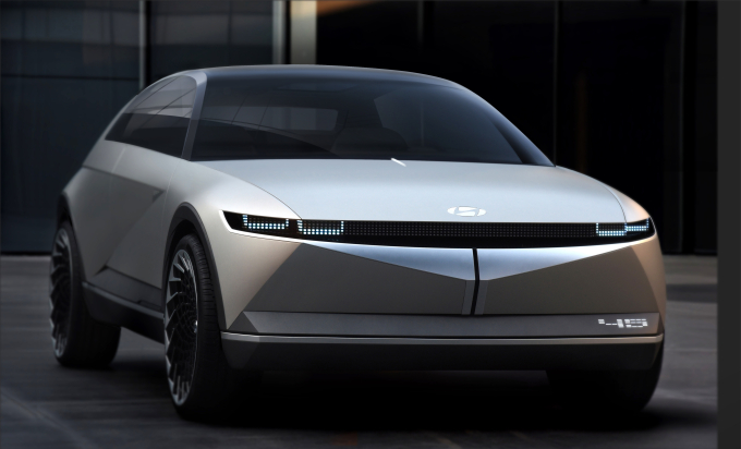 Hyundai's　45　EV　Concept　previews　the　IONIQ　5