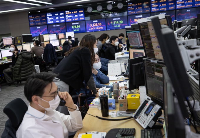 KEB　Hana　Bank's　dealing　room　in　Seoul