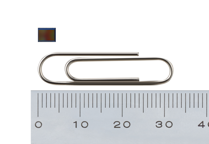 A 0.7-micrometer image sensor