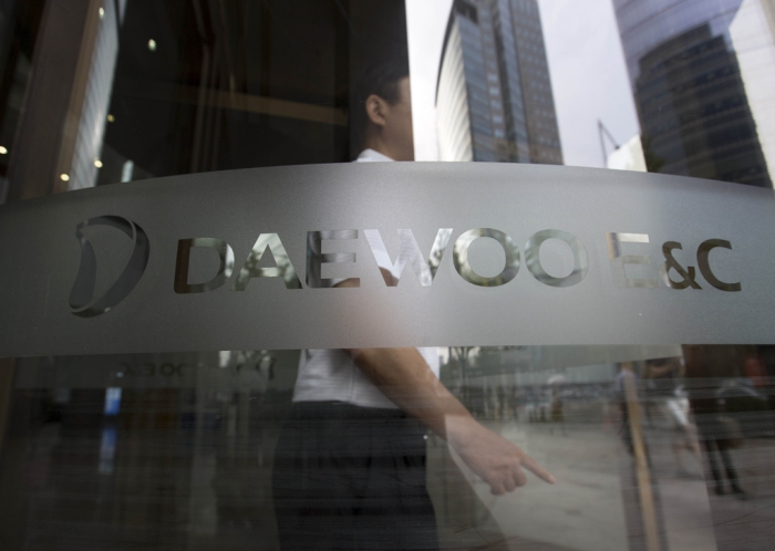 Daewoo　E&C　up　for　sale;　in　talks　with　local　PEF　over　/>.58　bn　deal