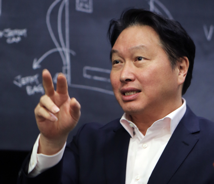 SK　Group　Chairman　Chey　Tae-won