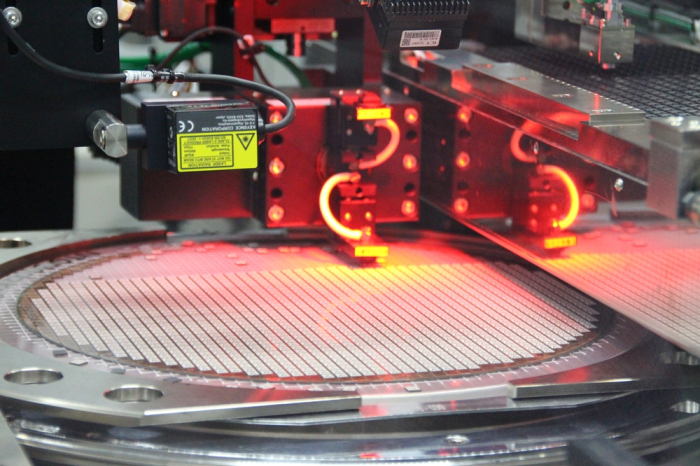 Samsung Electronics is processing a wafer.
