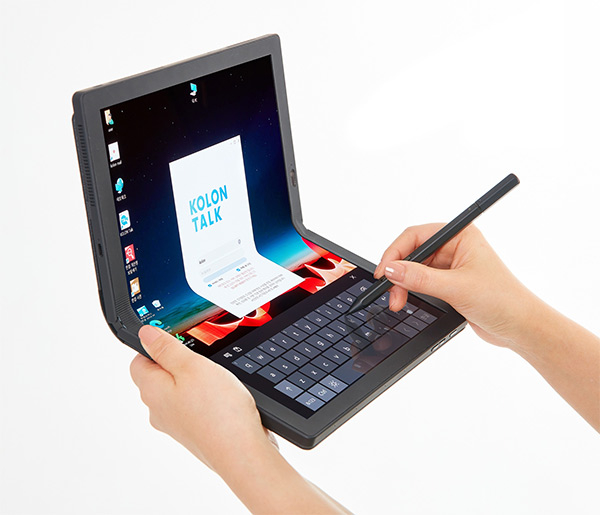 Lenovo　ThinkPad　X1　Fold　using　Kolon's　CPI　display　film　(Courtesy　of　Kolon　Industries)