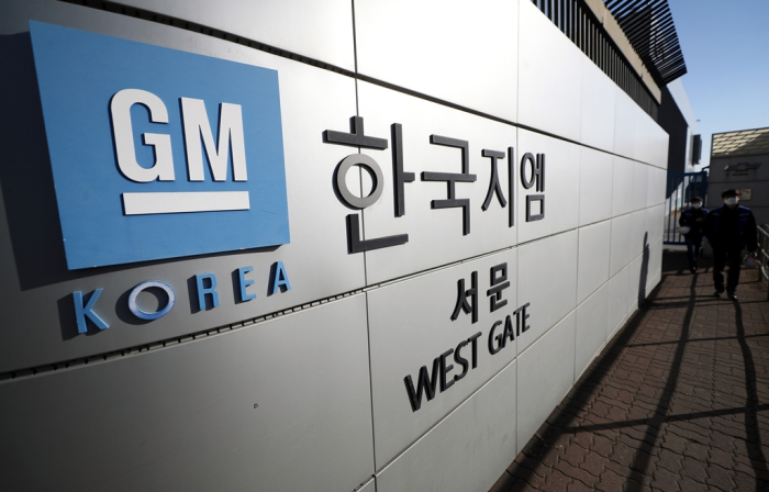 GM　Korea　to　halt　2　main　plants　next　week　on　automotive　chip　shortage