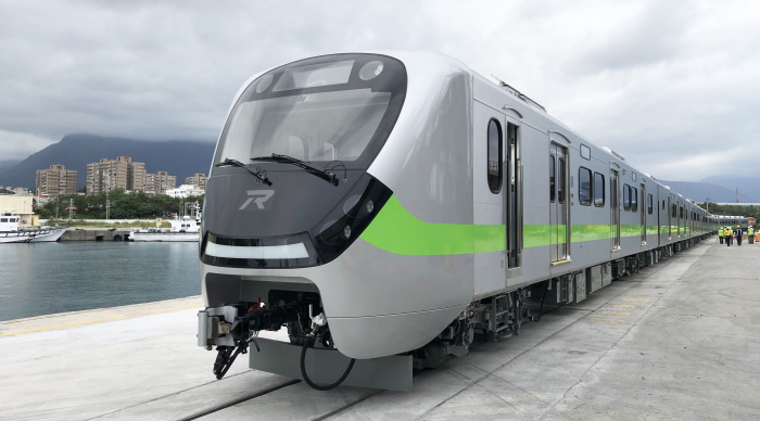 Hyundai　Rotem's　commuter　train　shipped　to　Taiwan