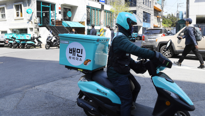 KTB Network's mn investment in Woowa Brothers, an operator of food delivery app Baemin, offered a 27-fold return this year after Delivery Hero purchased the latter.