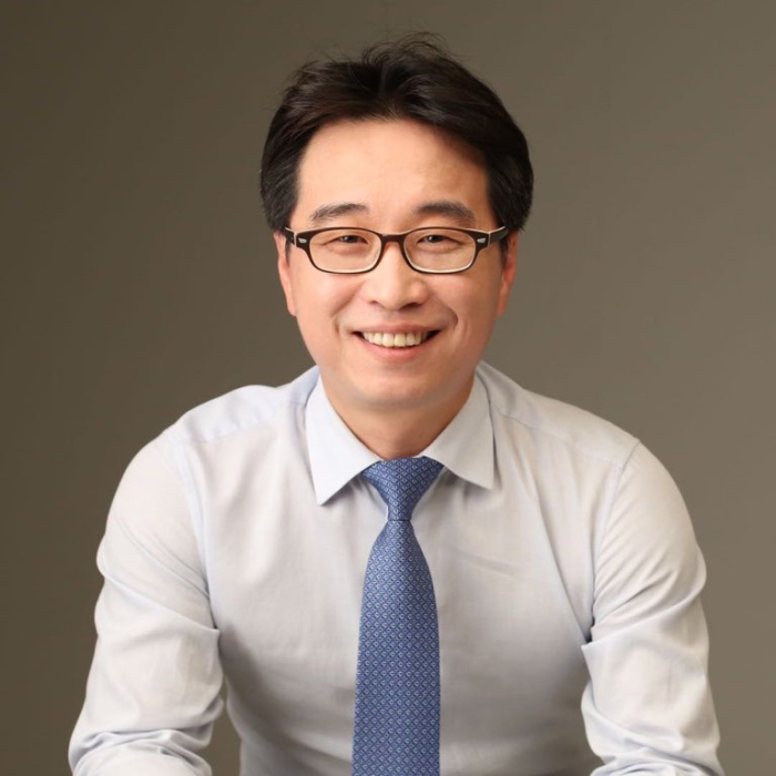 Dholic Commerce CEO Lee Dong-hwan