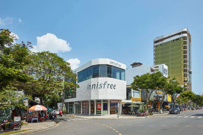 Innisfree　shop　in　Danang,　Vietnam