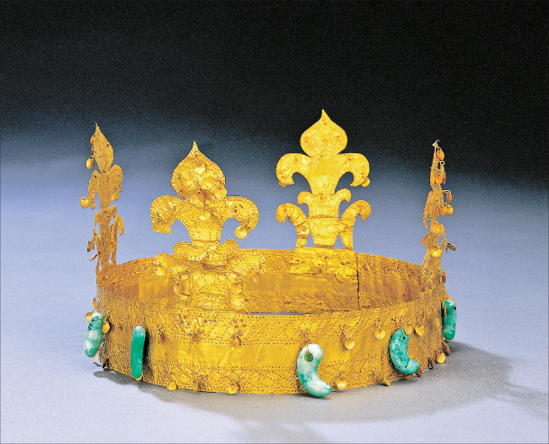 Gold Crown from Goryeong, a part of South Korea's 138th national treasure