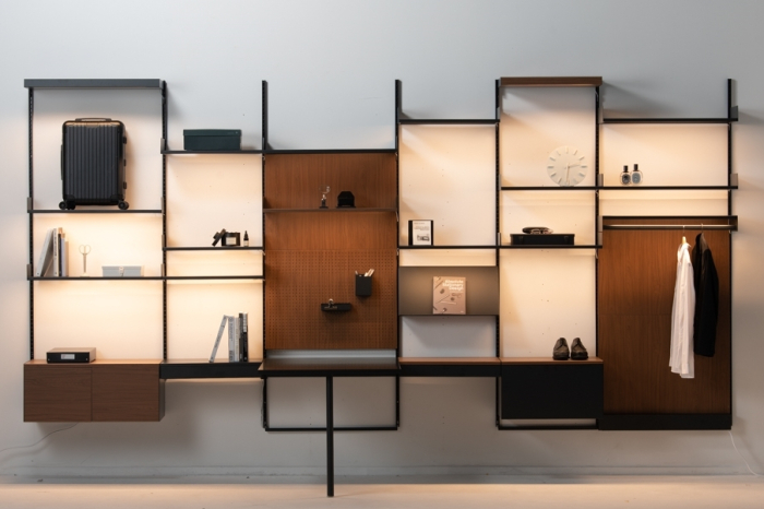 Color steel plates used in furniture design.