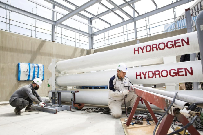 Korea's　big　companies　are　entering　the　hydrogen　business　as　a　new　growth　driver.