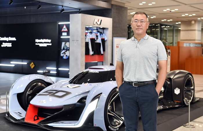 Hyundai　Motor　chief　Chung　wins　top　accolade　at　2021　Autocar　Awards