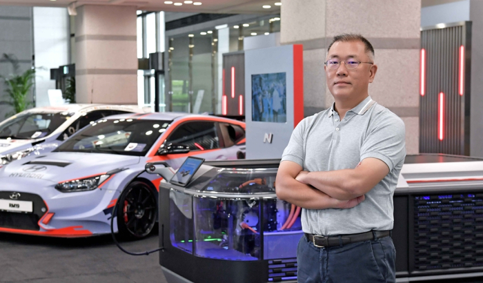 Hyundai Motor chief Chung wins top accolade at 2021 Autocar Awards
