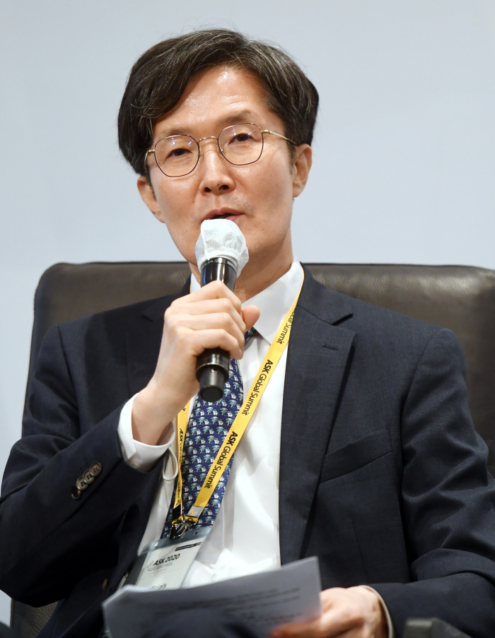 POBA's Chief Investment Officer Jang Dong-hun