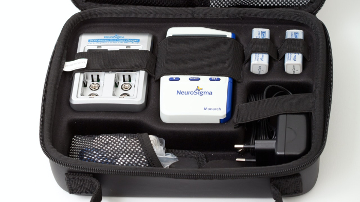 The　Monarch　eTNS　System　by　Neurosigma　is　a　medical　device　that　provides　mild　brain　stimulation.