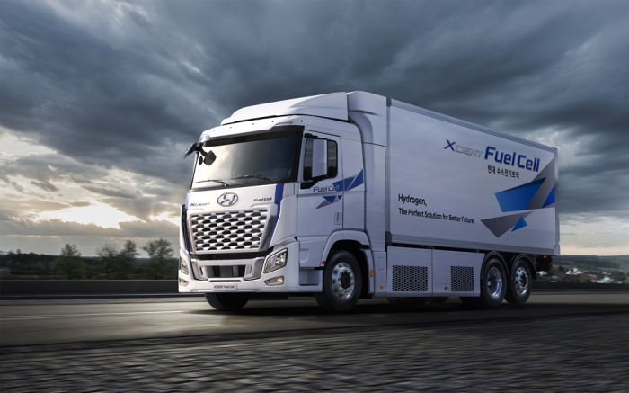 Hyundai's　2021　XCIENT　fuel　cell　heavy-duty　truck