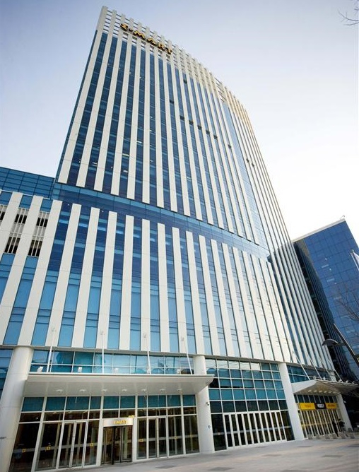 E-Mart's　head　office　building　in　Seongsu-dong,　Seoul