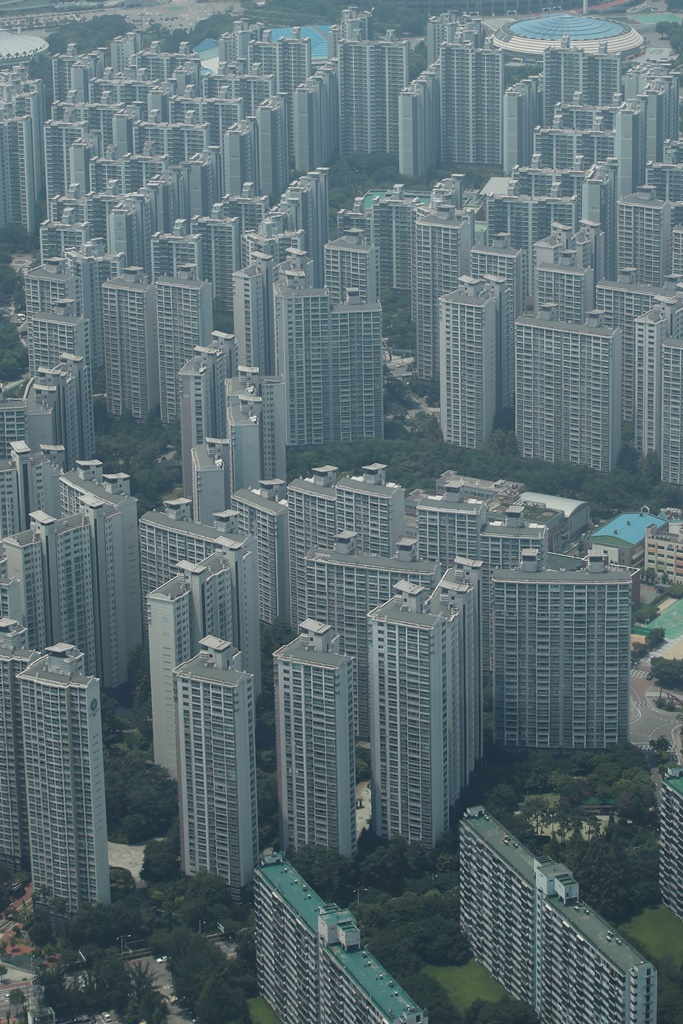 Apartments in Seoul. South Korean authorities have been concerned over surging property prices.