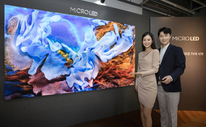 Samsung's　MicroLED　TV