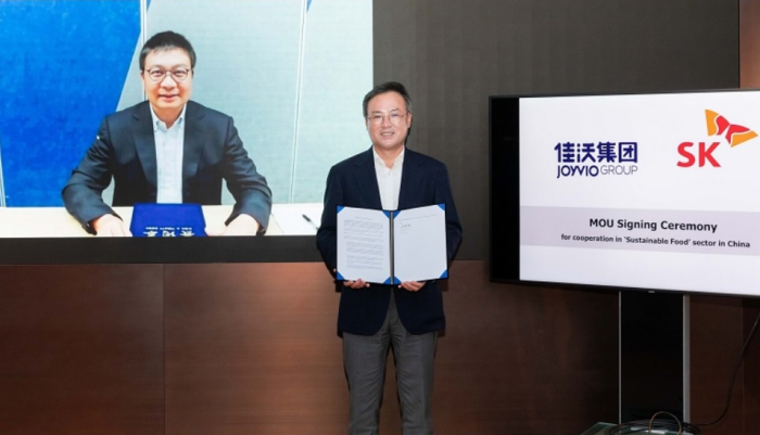 SK　Inc.　and　Joyvio　Group　celebrate　a　virtual　MOU　signing　ceremony　(Courtesy　of　SK　Inc.)