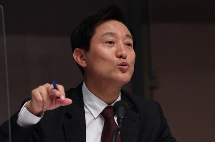 Mayor　Oh　Se-hoon　has　been　stressing　the　beauty　industry　as　a　future　growth　sector.