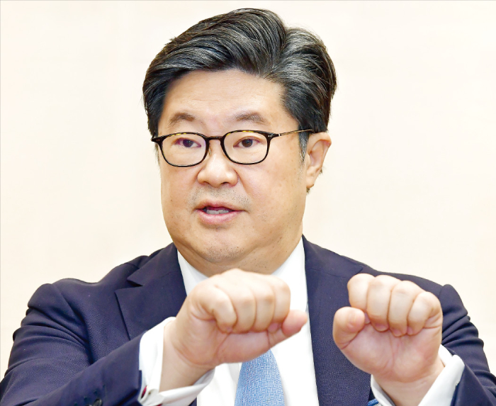 MBK　Partners　founder　and　Chairman　Michael　Byungju　Kim