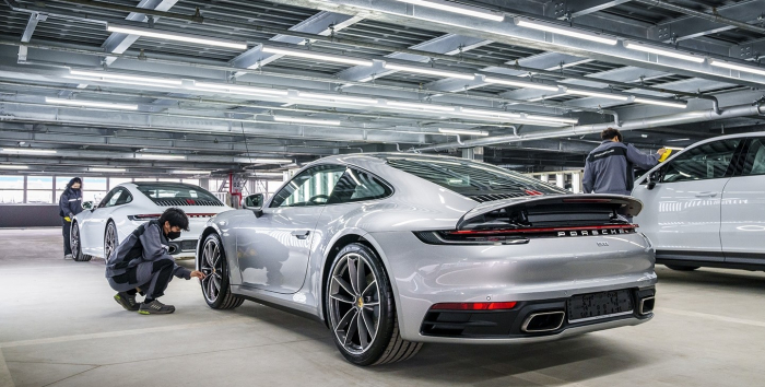 Porsche's　new　distribution　center　opened　in　Pyeongtaek,　Gyeonggi　Provicne,　in　May　2021