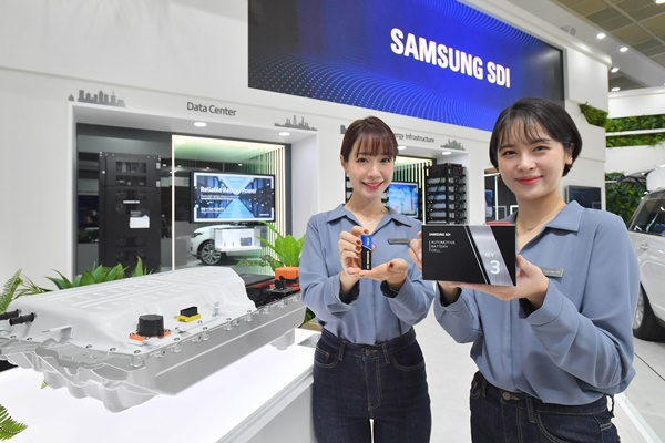 Samsung　SDI　at　InterBattery　2021　held　in　South　Korea.