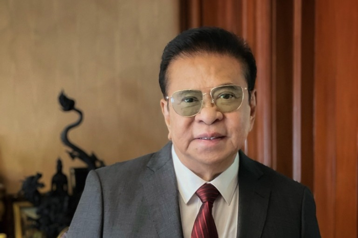 LCS　Group　Chairman　Louis　Chavit　Singson