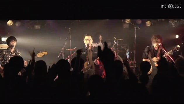 Japanese　rock　band　Kuusouiinkai　held　a　concert　on　Mahocast　after　announcing　their　reunion.