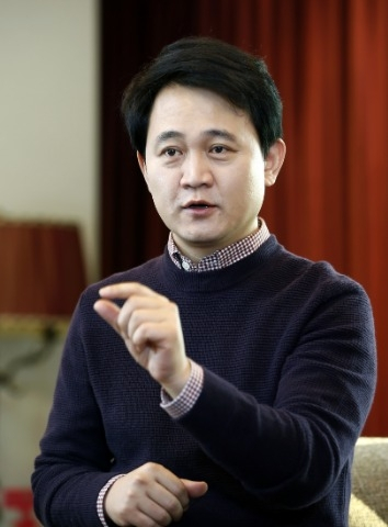 Netmarble founder and Chairman Bang Jun-hyuk