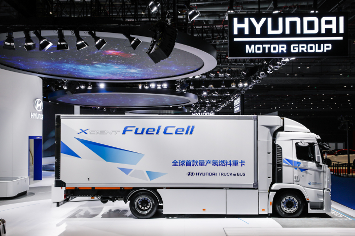 Hyundai　Motor's　XCIENT　is　the　world's　first　mass-produced　fuel　cell　electric　truck