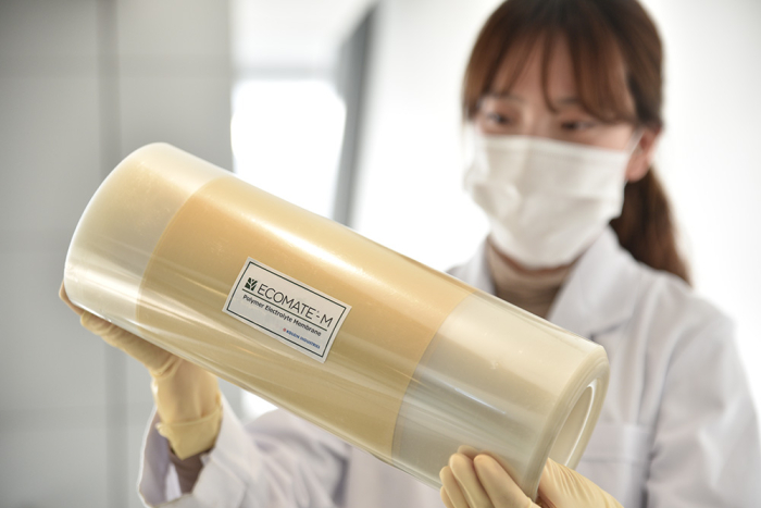Kolon is a leading maker of polymer electrolyte membranes, a key material for fuel cells for hydrogen cars