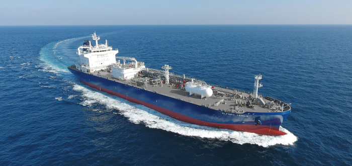Delayed EU approval puts Hyundai-Daewoo shipbuilding deal at risk