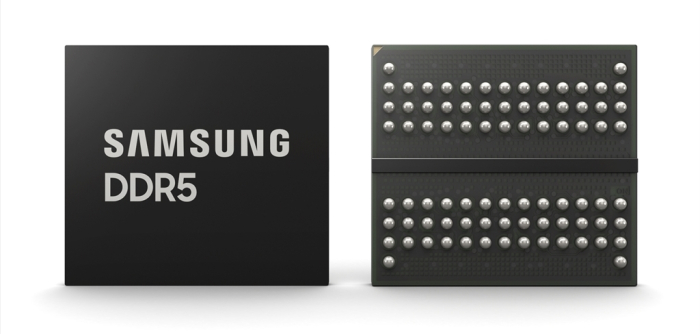 Samsung's　DDR5　chips