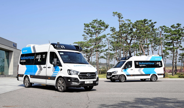 Hyundai Motor will run a robot shuttle project within its Namyang R&D center.