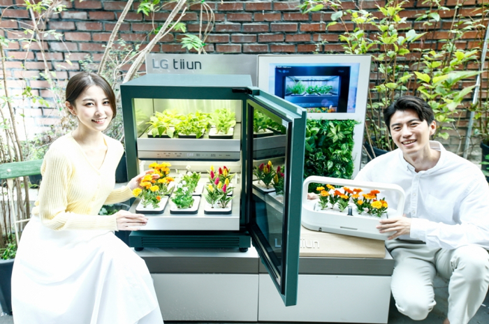 LG　Electronics　brings　gardening　indoors　with　plant　cultivator　Tiiun